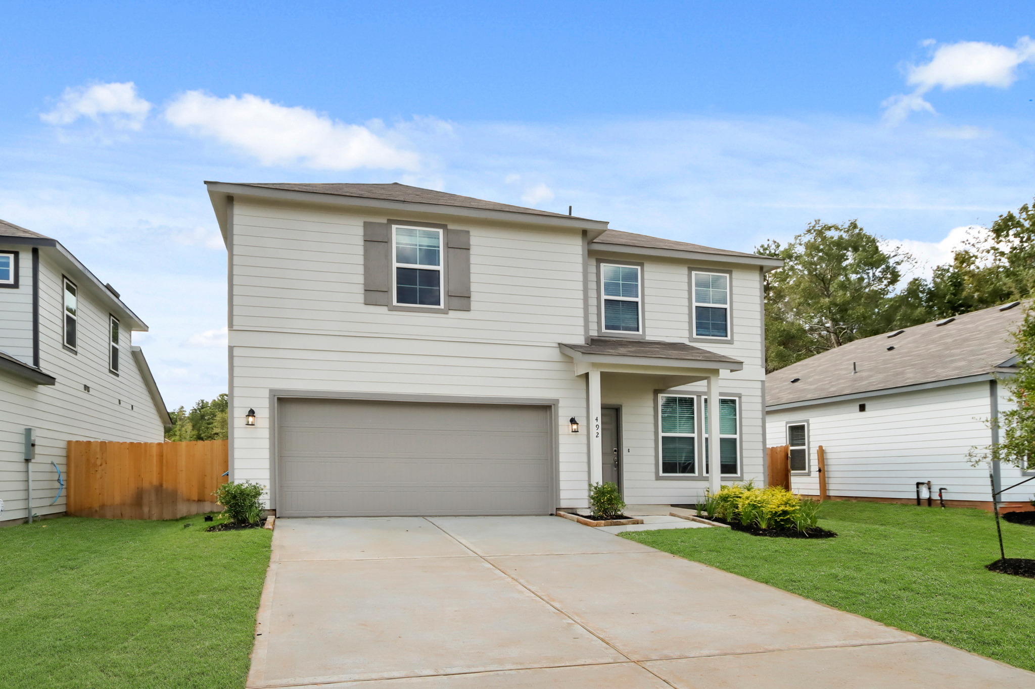 030214 492 Shoreview Drive